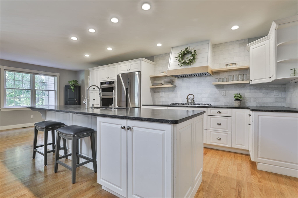 40 Hemlock Park Drive