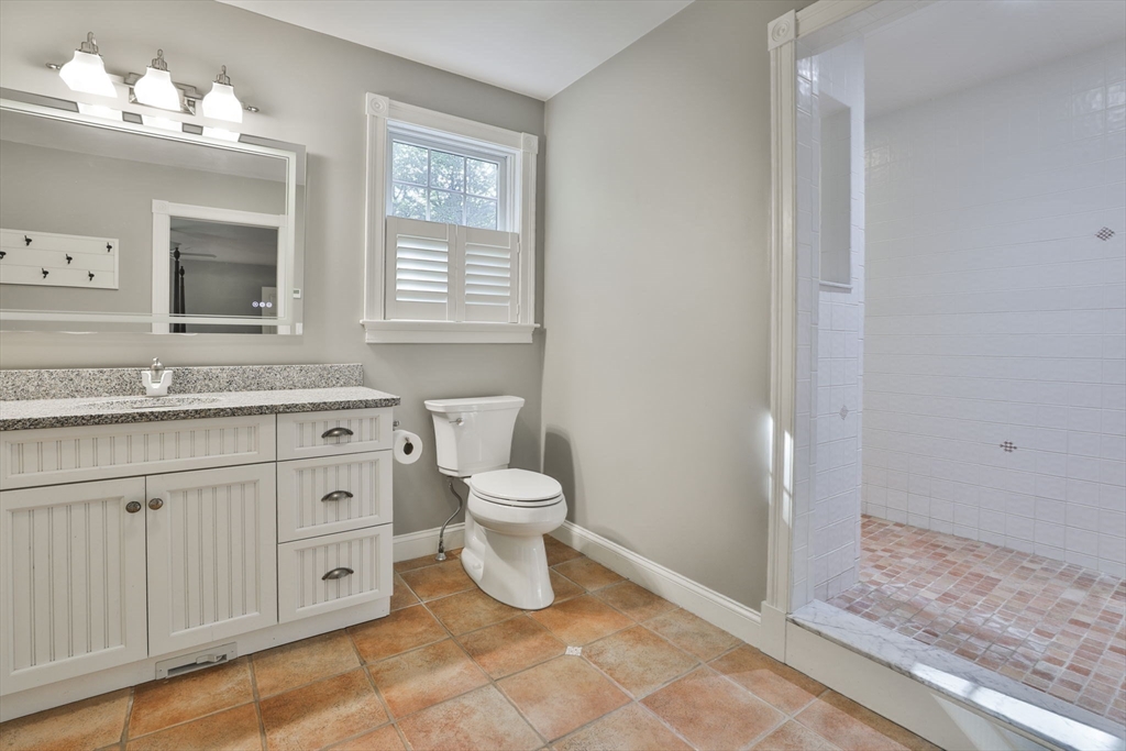 40 Hemlock Park Drive