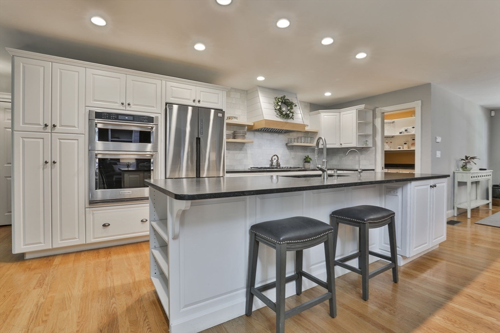 40 Hemlock Park Drive