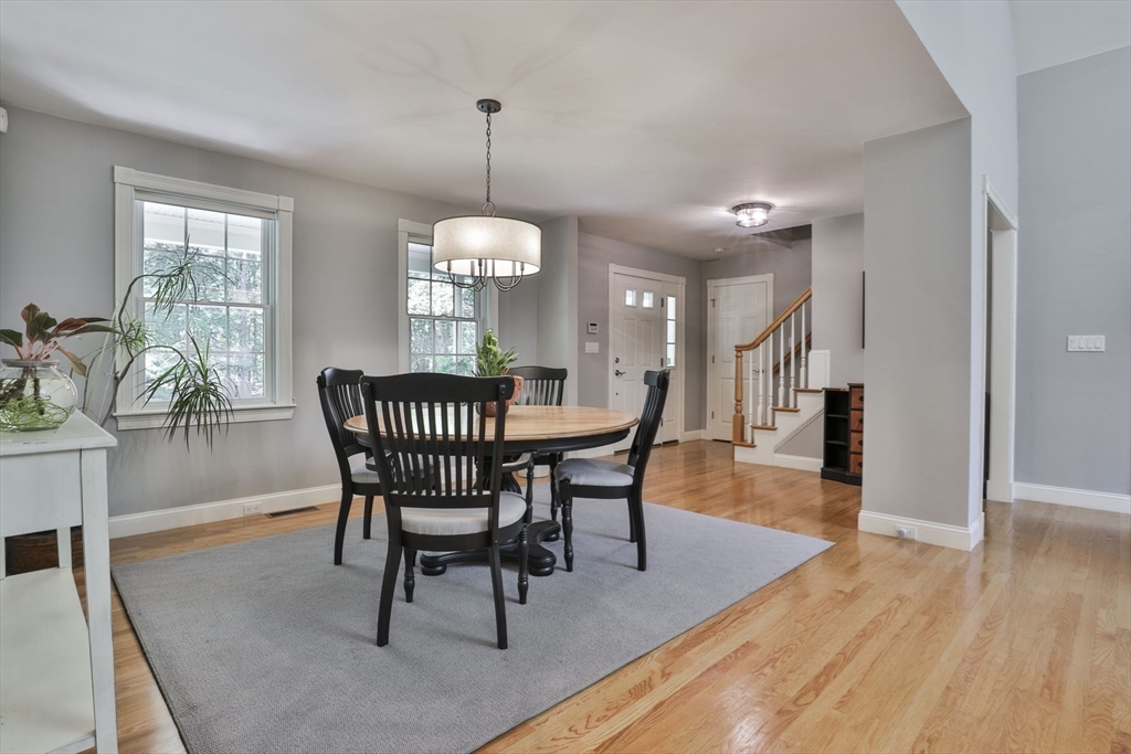 40 Hemlock Park Drive