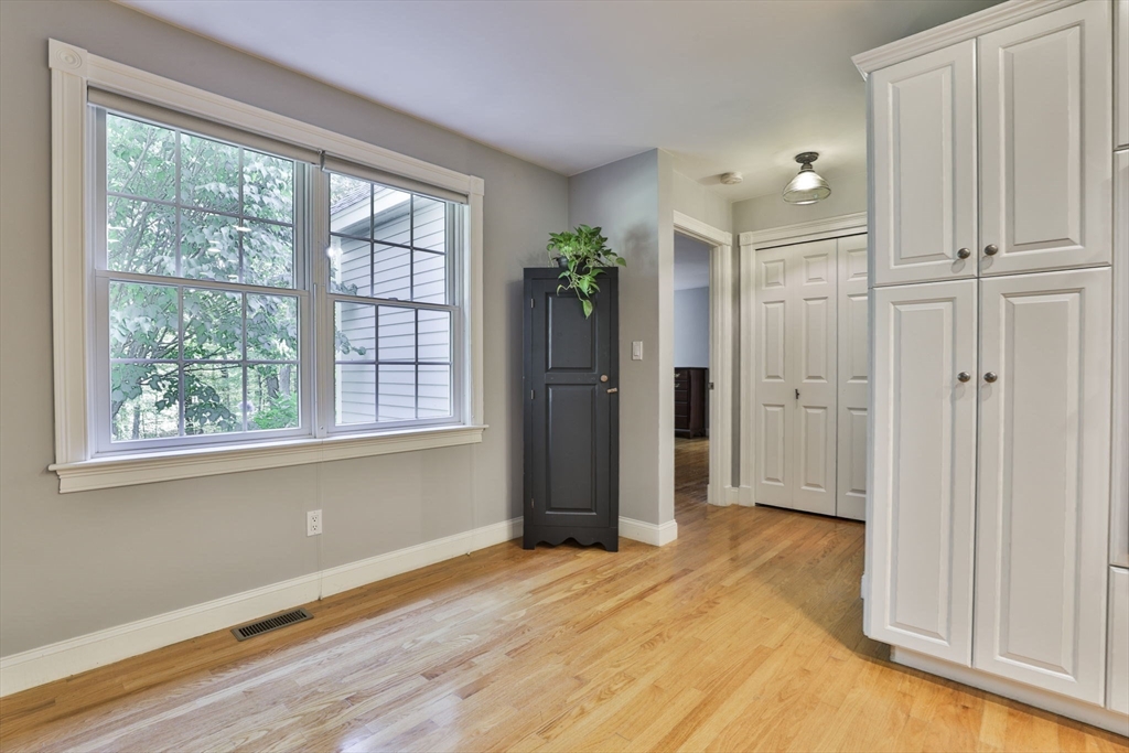 40 Hemlock Park Drive