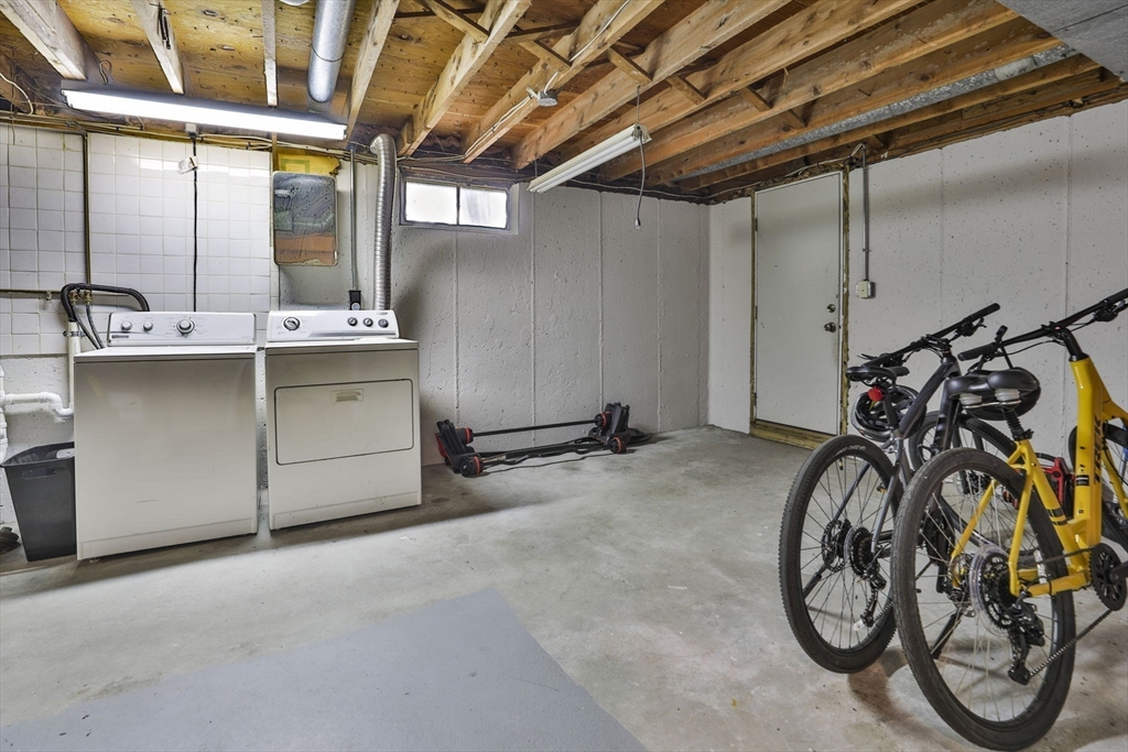 17 Robinson St