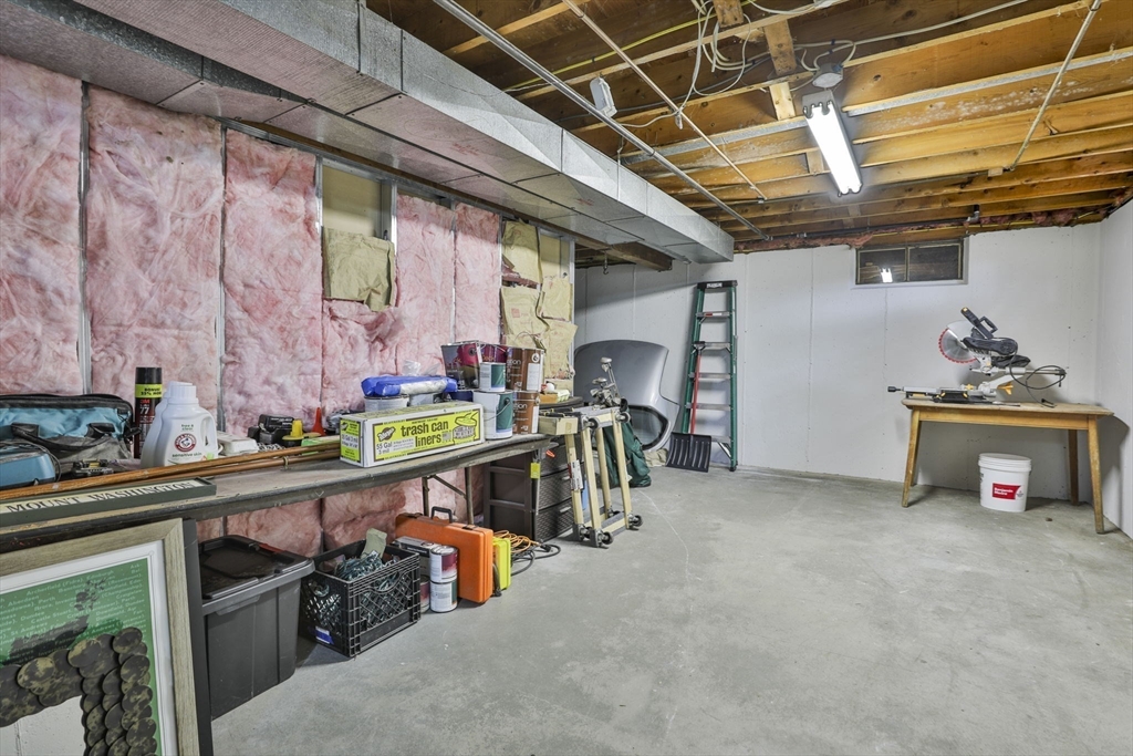 17 Robinson St