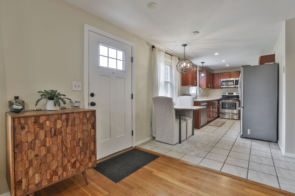 17 Robinson St