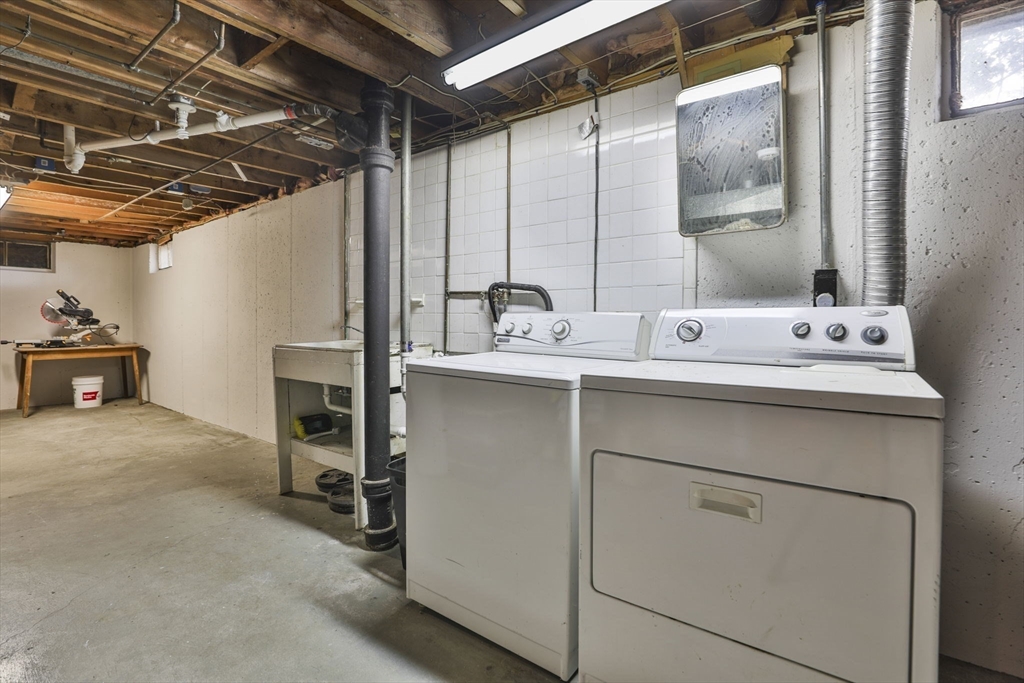 17 Robinson St