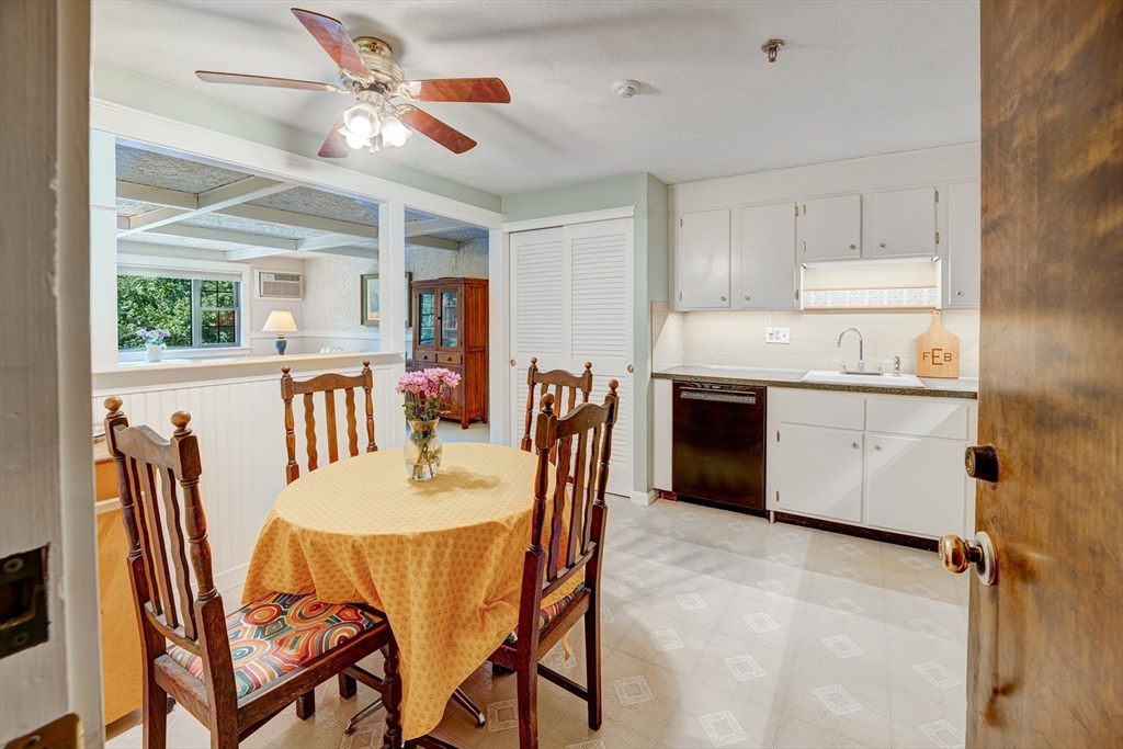 35 Swanson Ct # 32D