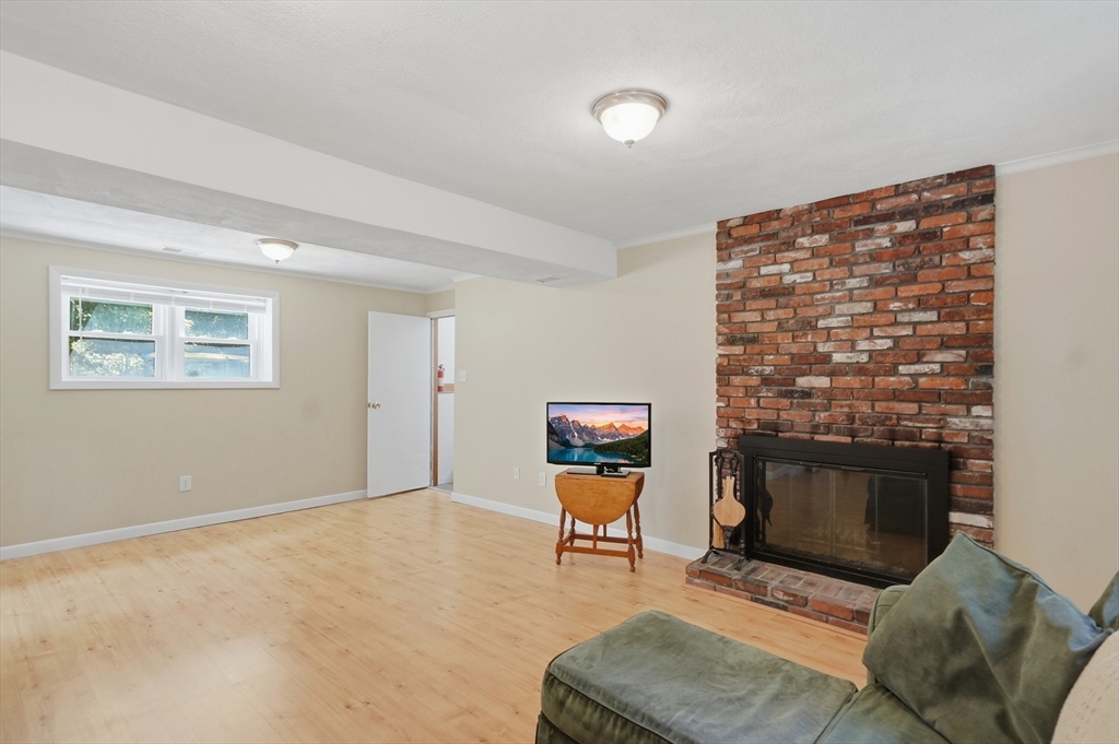 7 San Mateo Drive