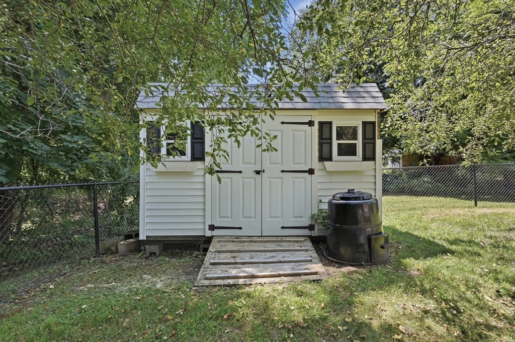 7 San Mateo Drive