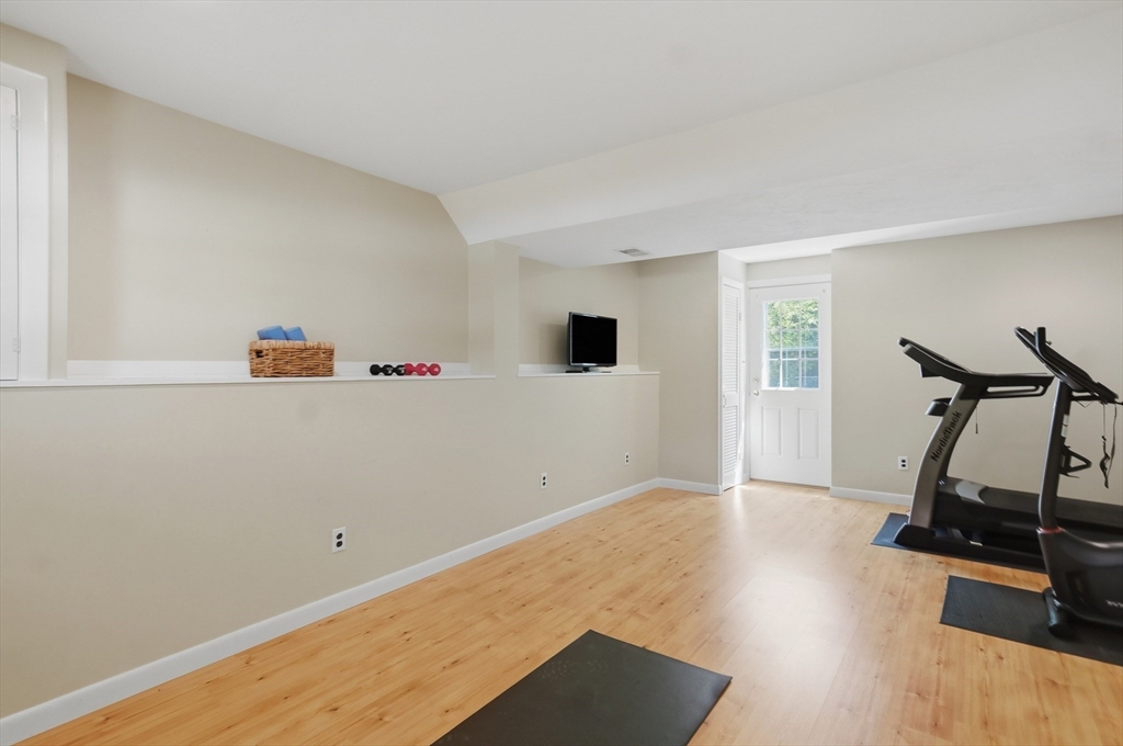 7 San Mateo Drive