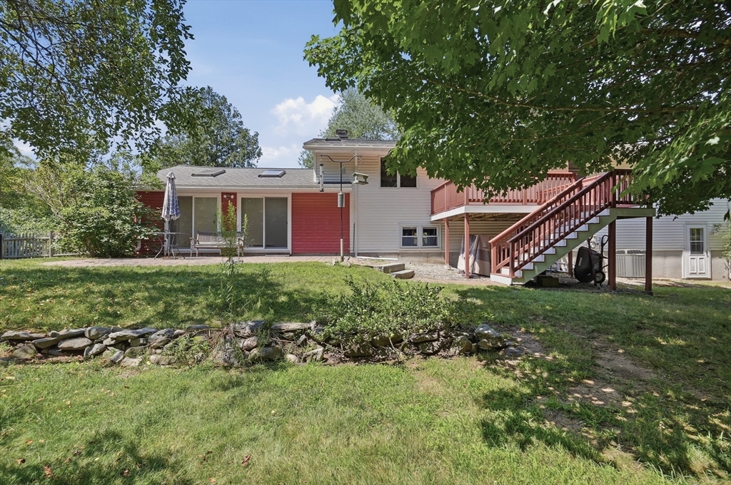 7 San Mateo Drive