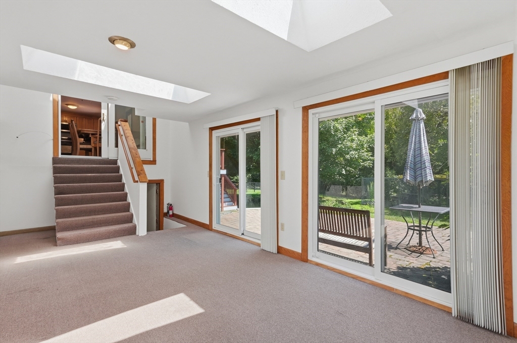 7 San Mateo Drive