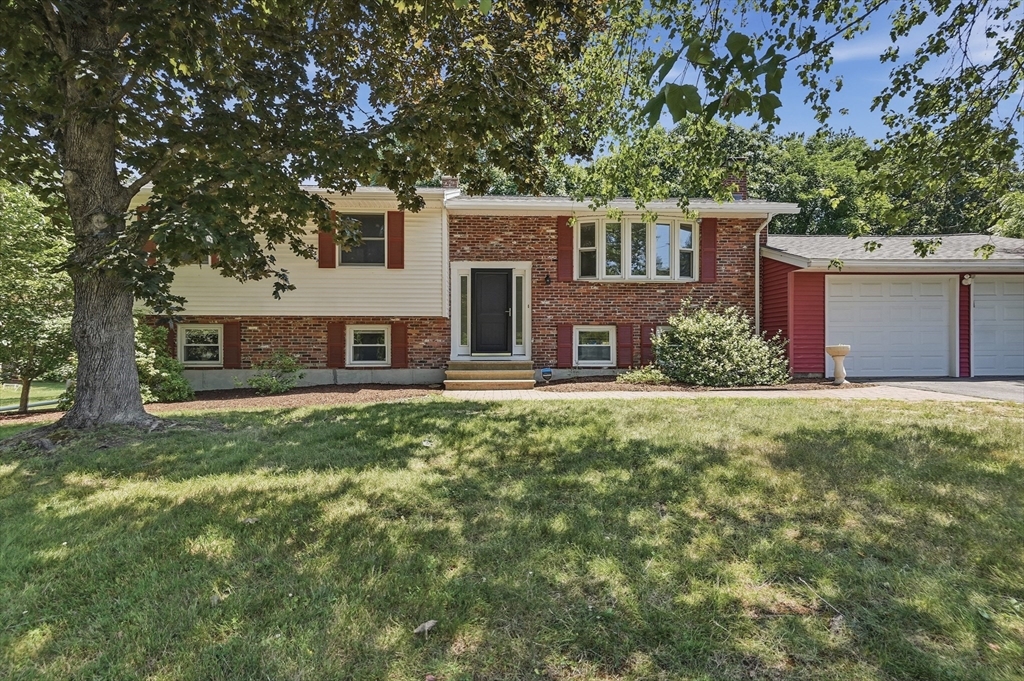 7 San Mateo Drive
