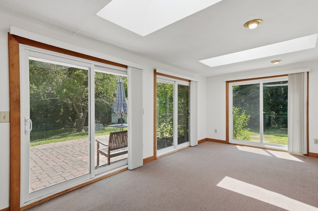 7 San Mateo Drive