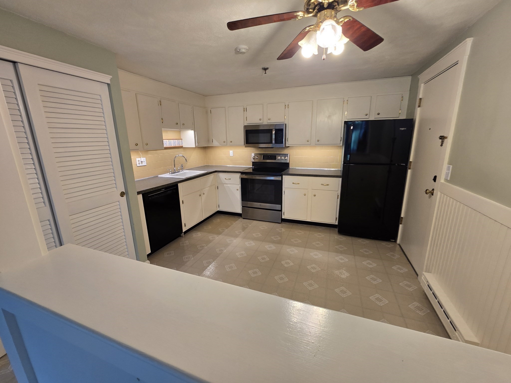 35 Swanson Court # 32D