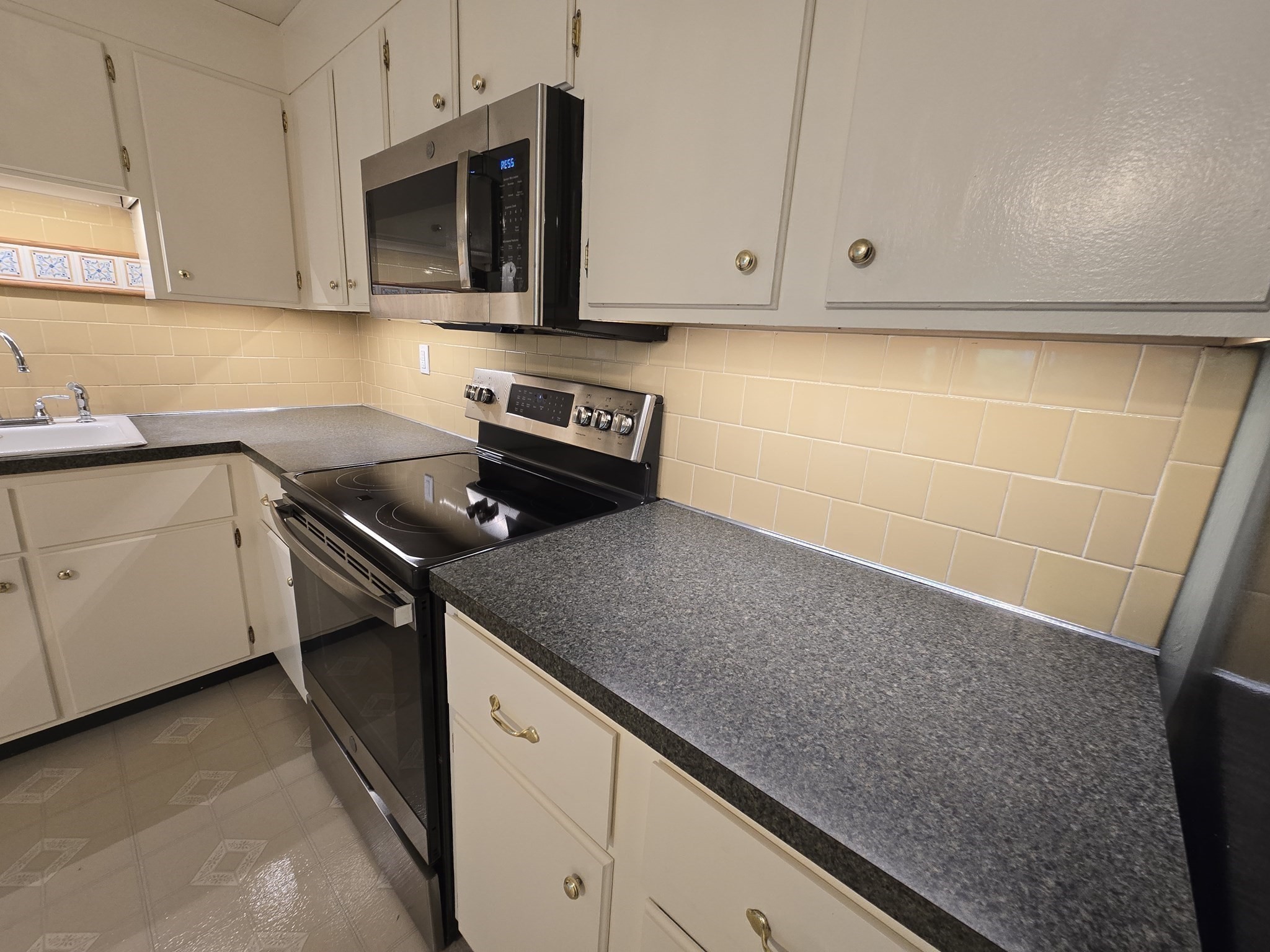35 Swanson Court # 32D