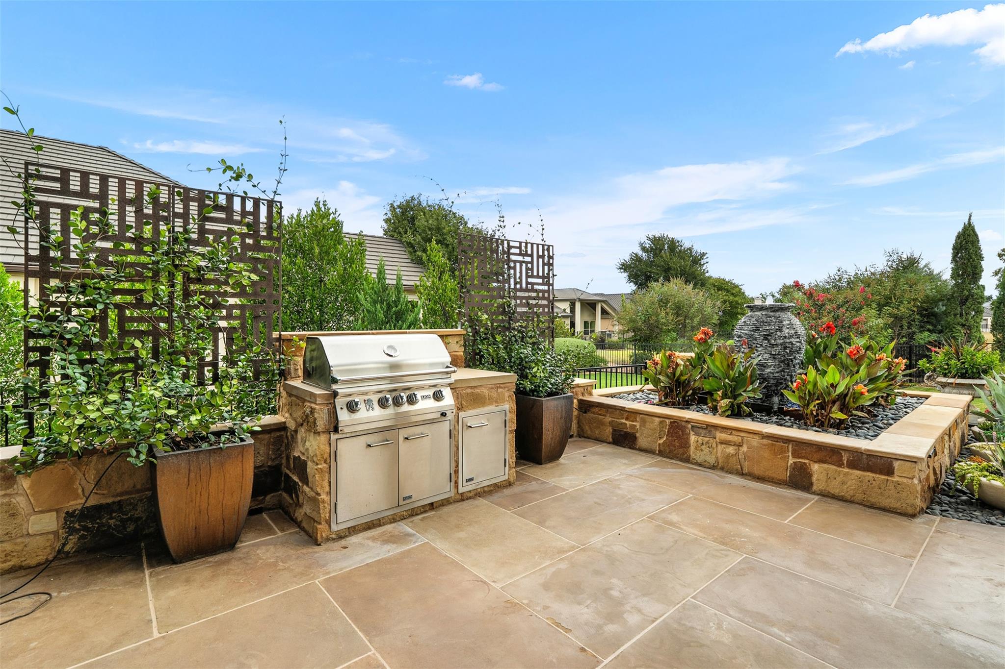 209 E Cimarron Hills TRL E