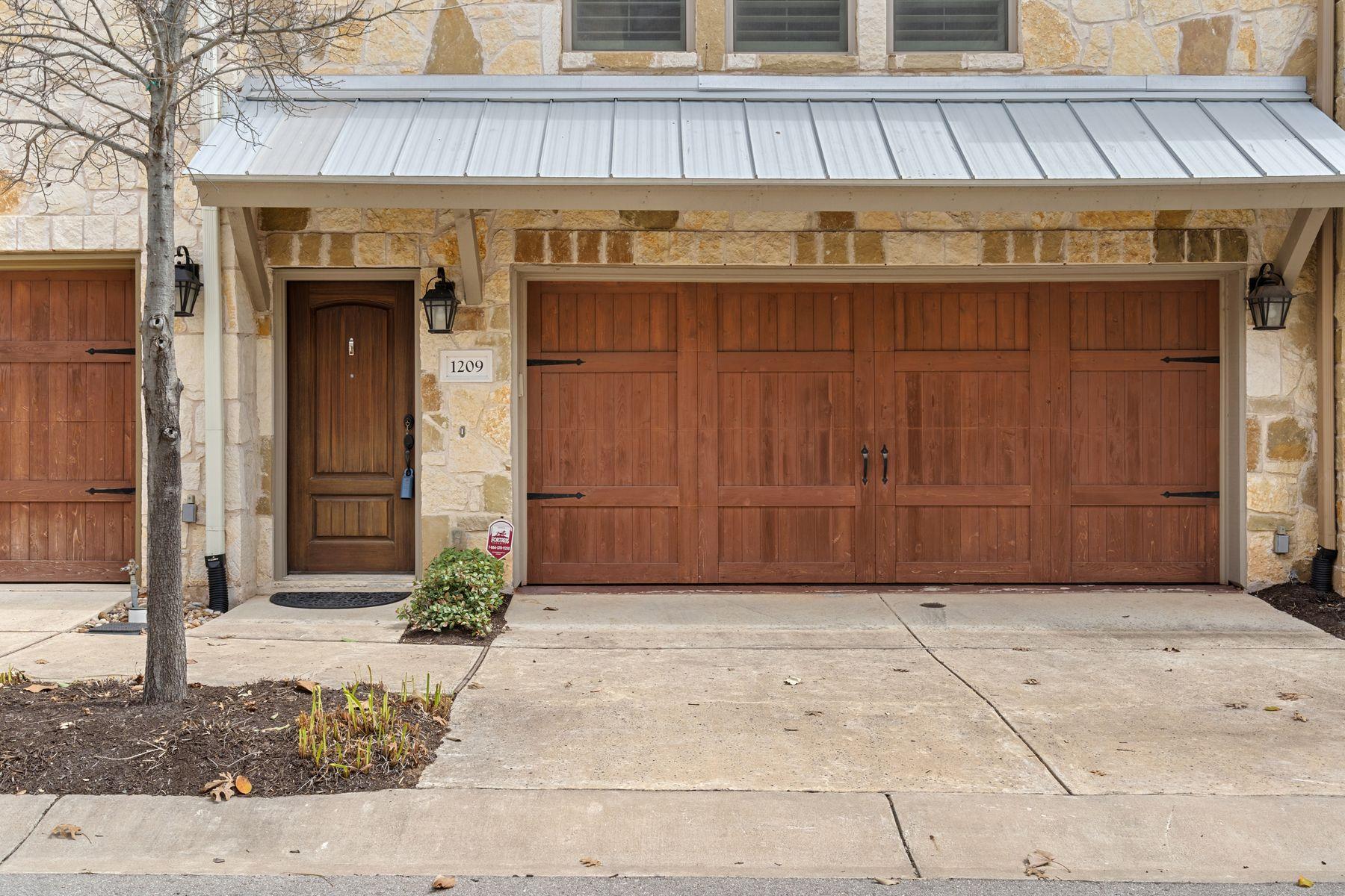 1209 Highknoll LN