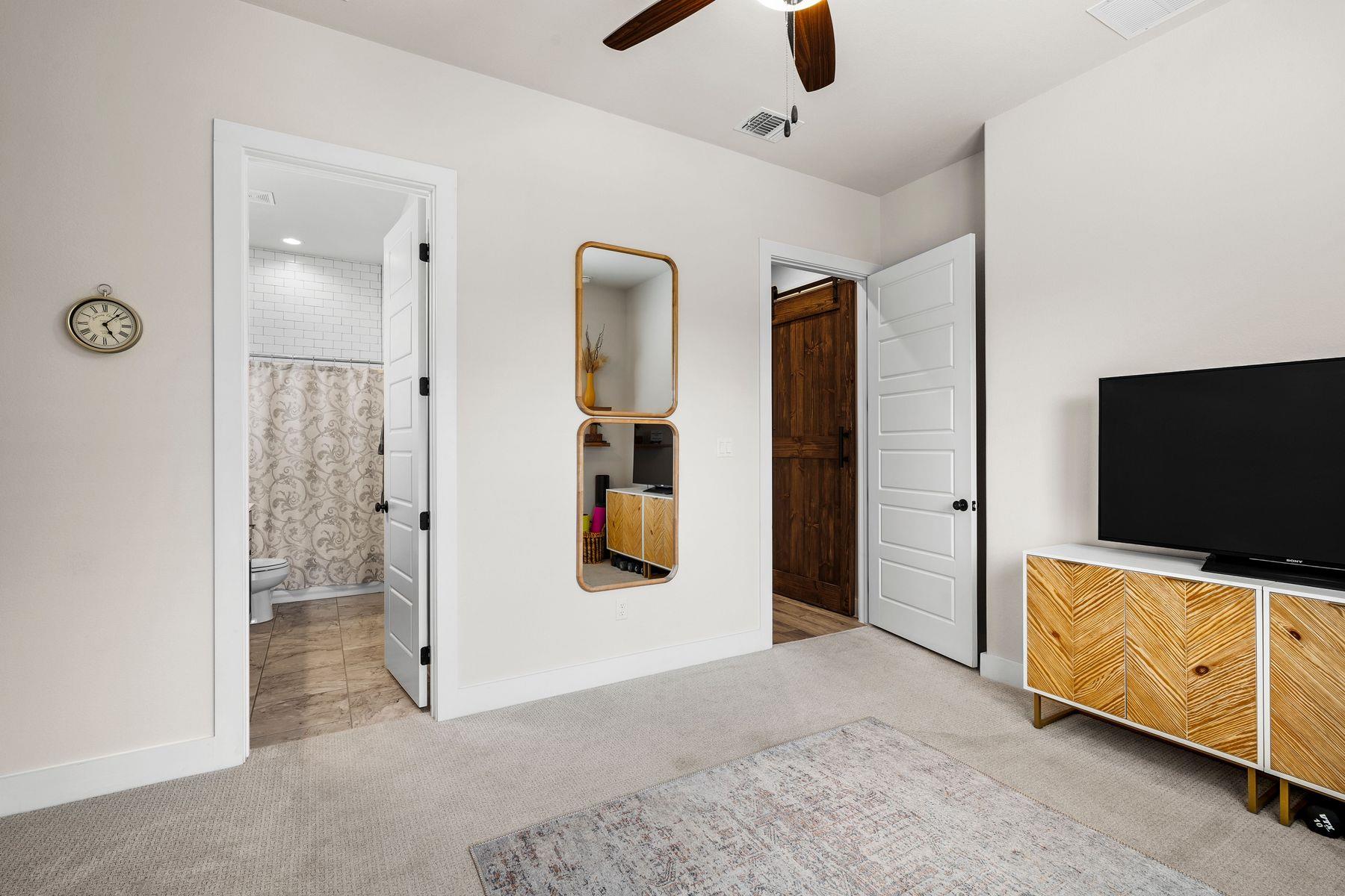 111 Bee Brush CT
