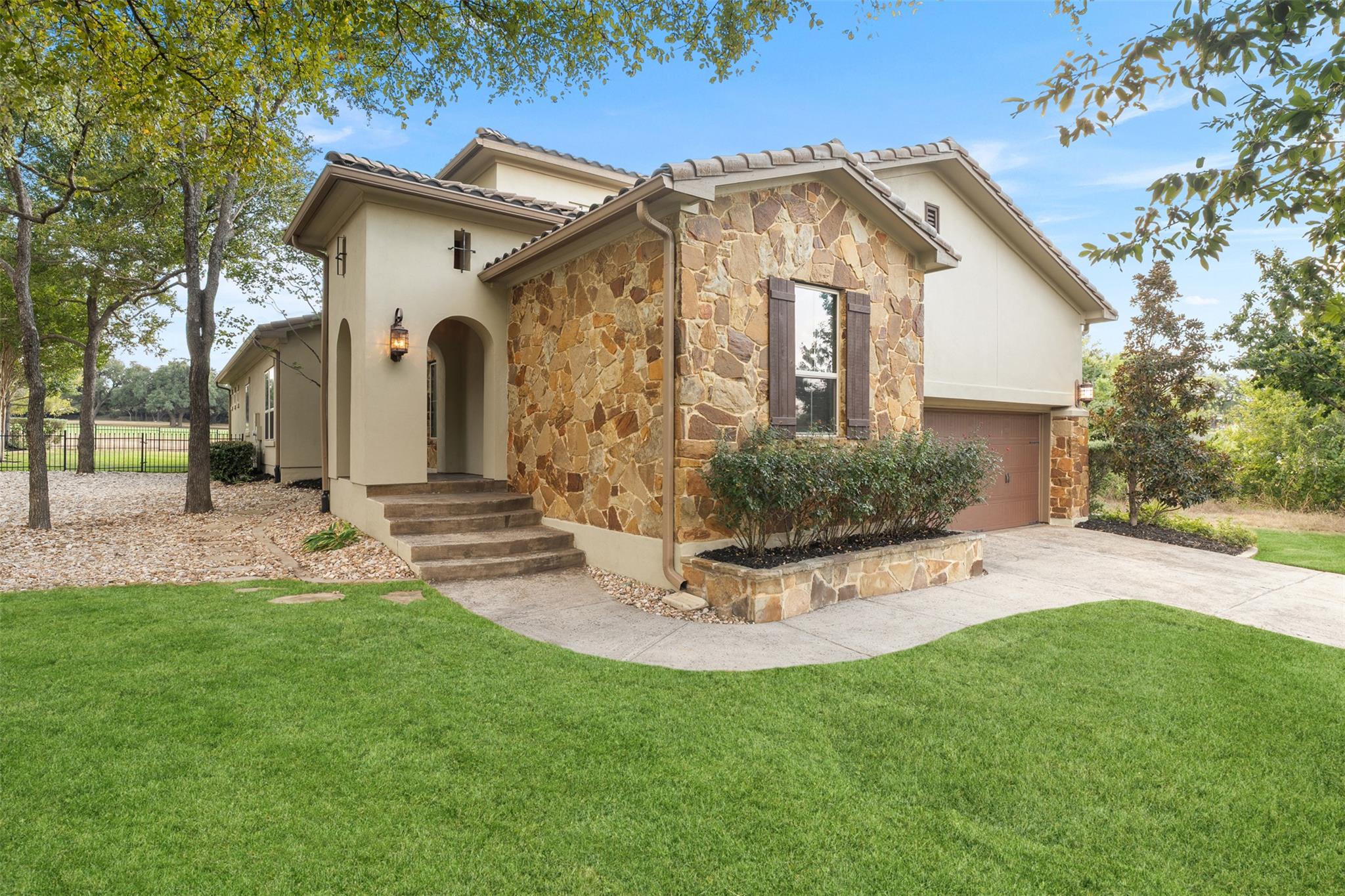 114 Cimarron Hills TRL E, Georgetown