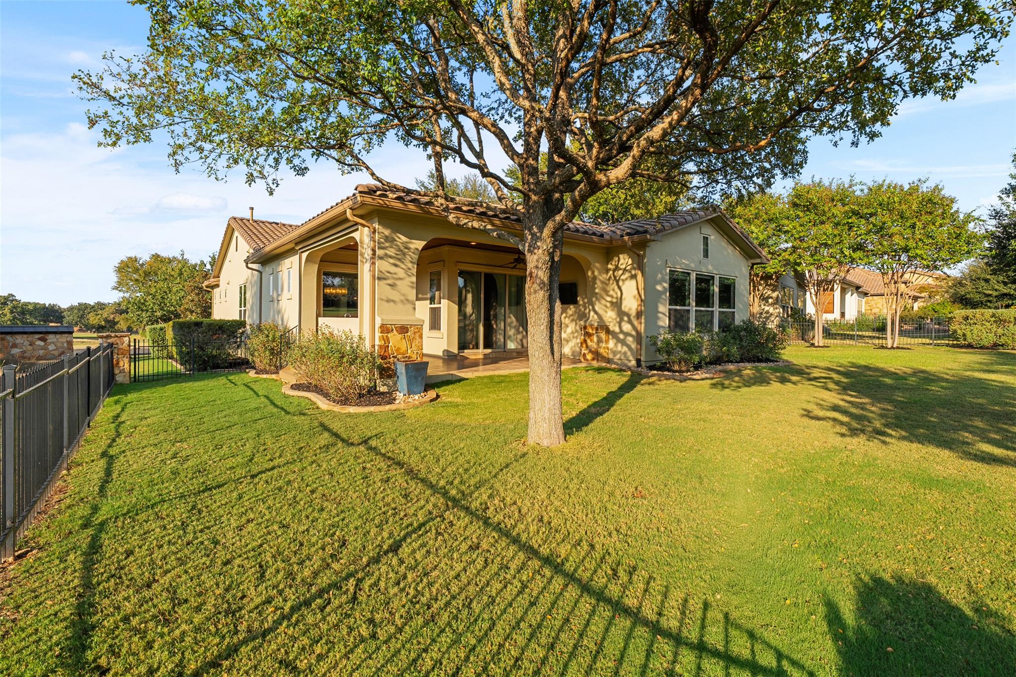 114 Cimarron Hills TRL E, Georgetown