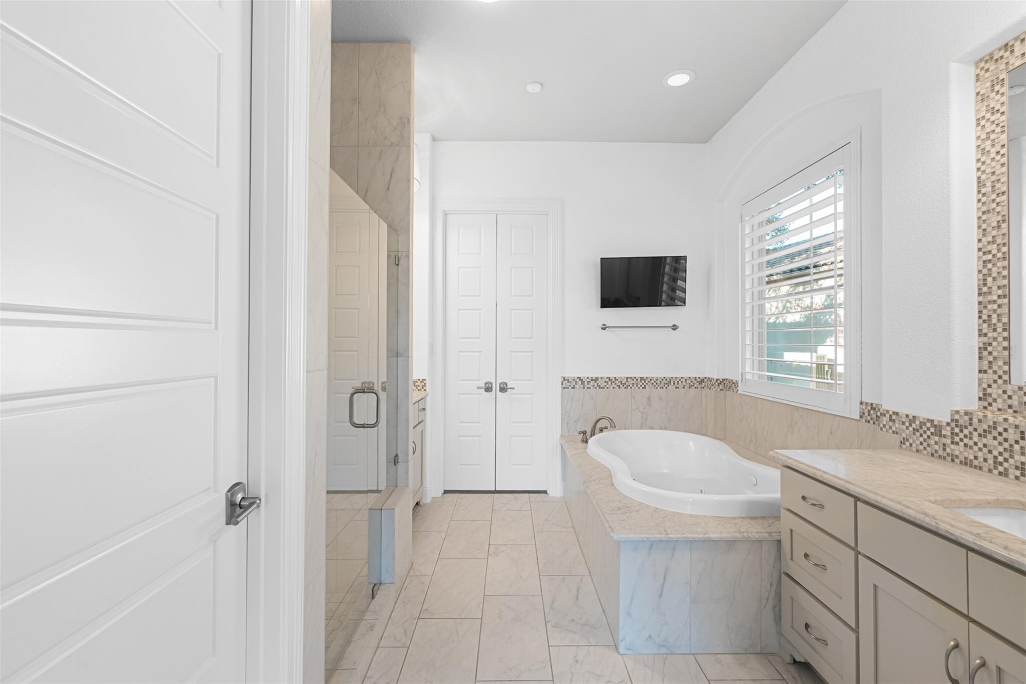 114 Cimarron Hills TRL E, Georgetown