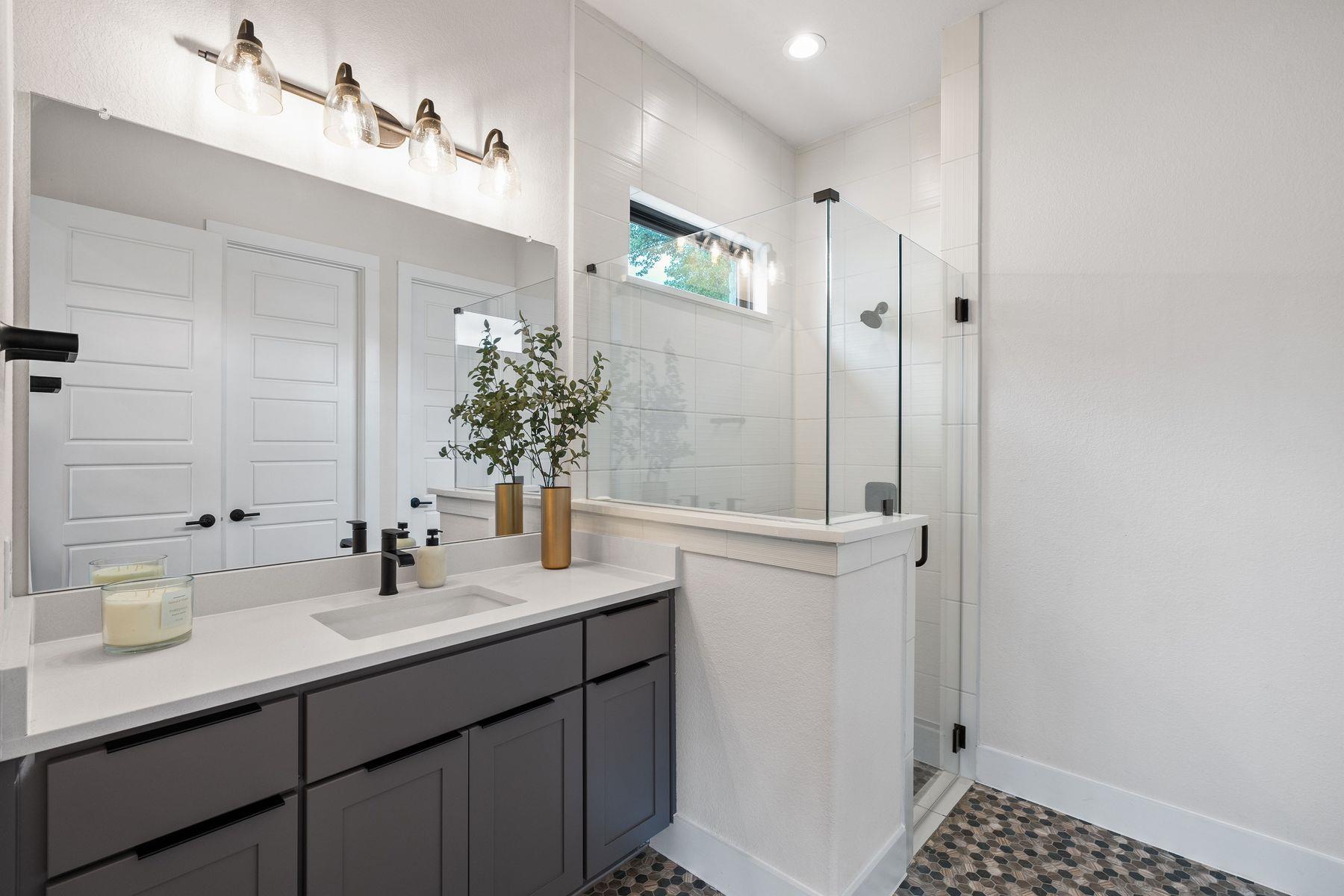 1106 Flint Ridge TRL