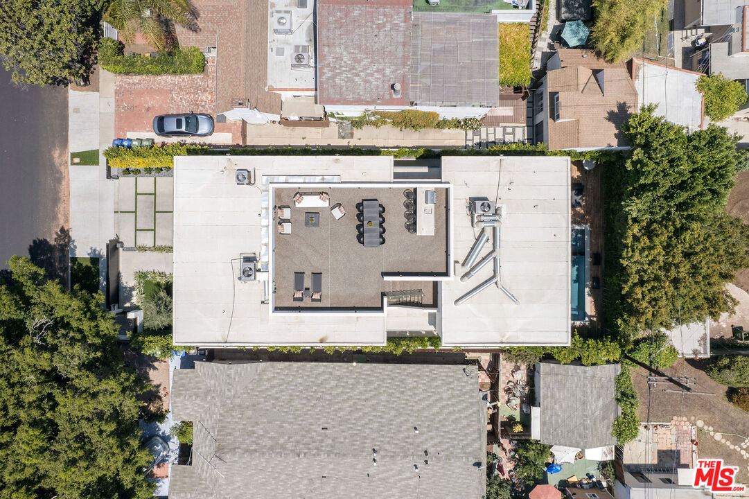 812 N Ogden Dr