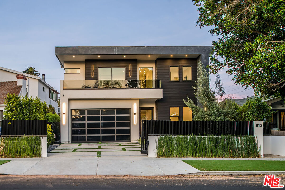 812 N Ogden Dr