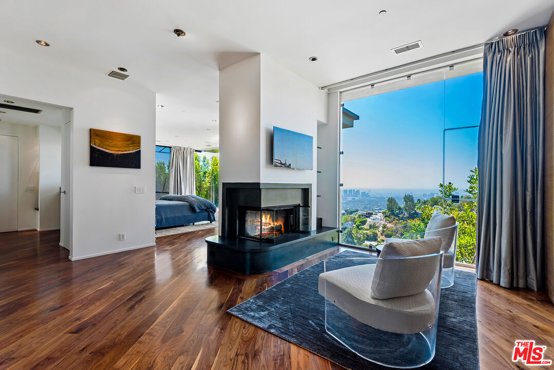 1764 Viewmont Dr