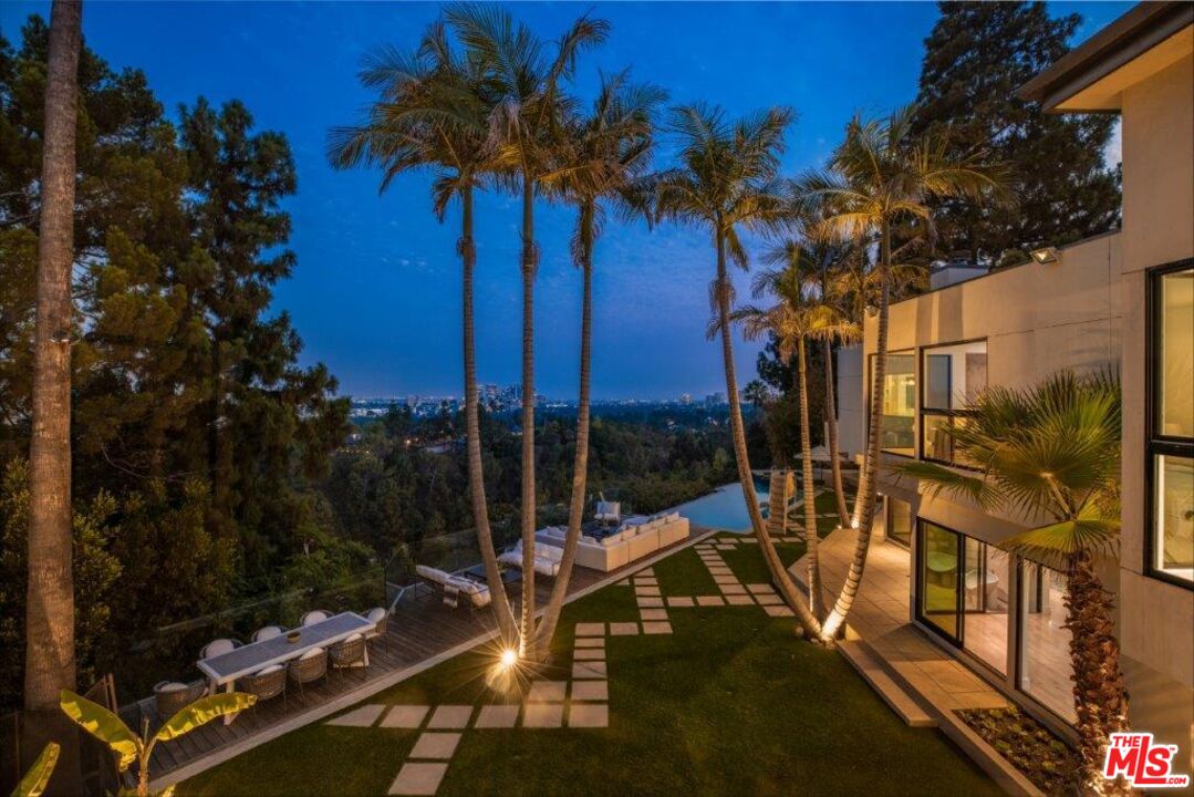 1185 Loma Linda Dr