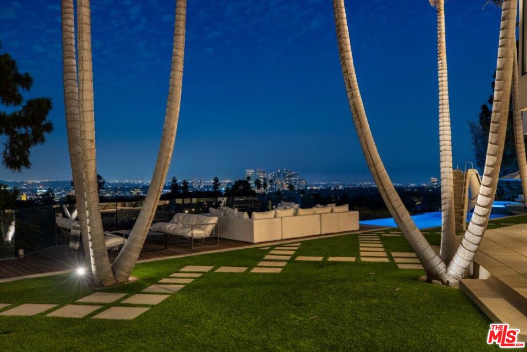 1185 Loma Linda Dr