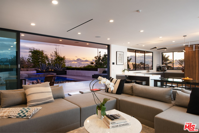 9393 Sierra Mar DR