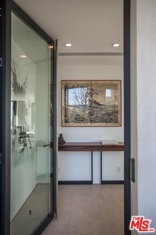 9393 Sierra Mar DR
