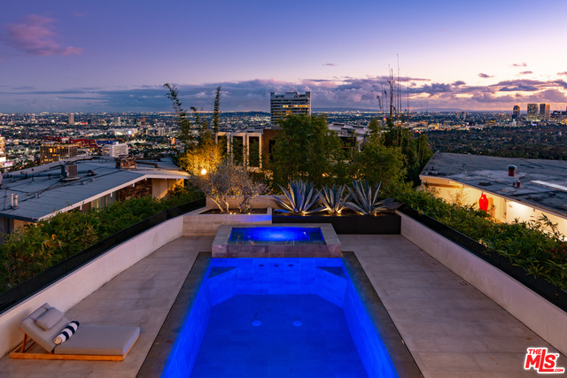 9393 Sierra Mar DR