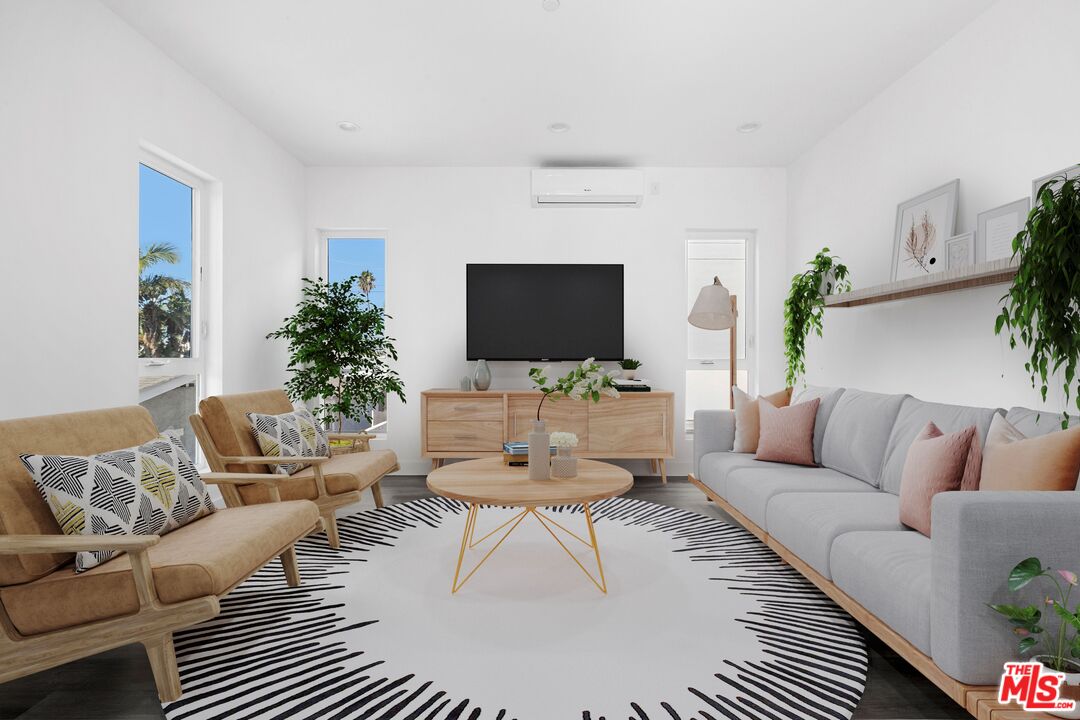 3987 Dalton Ave