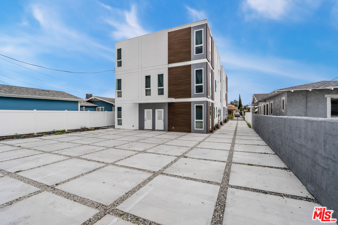 3987 Dalton Ave