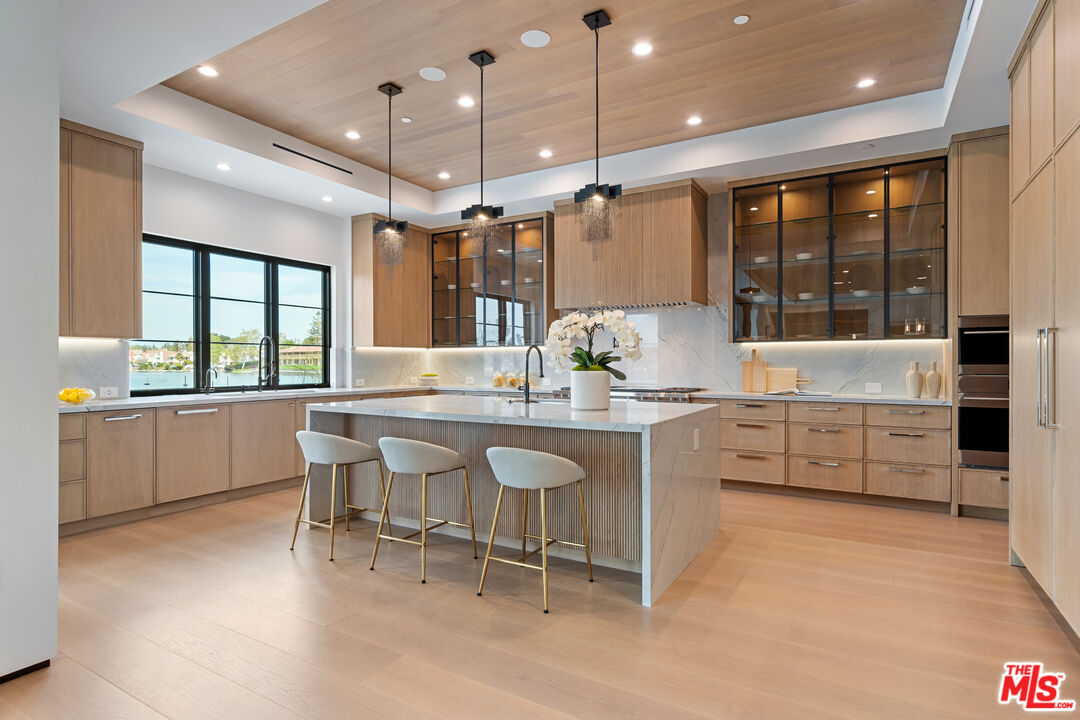3708 Brigantine Cir