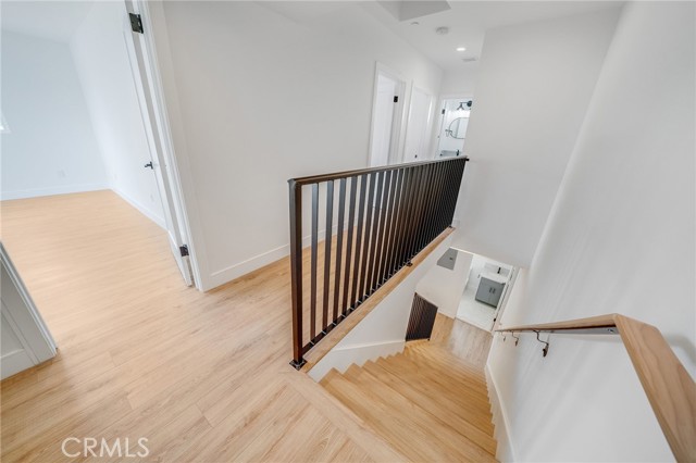 1433 Crescent Heights BLVD