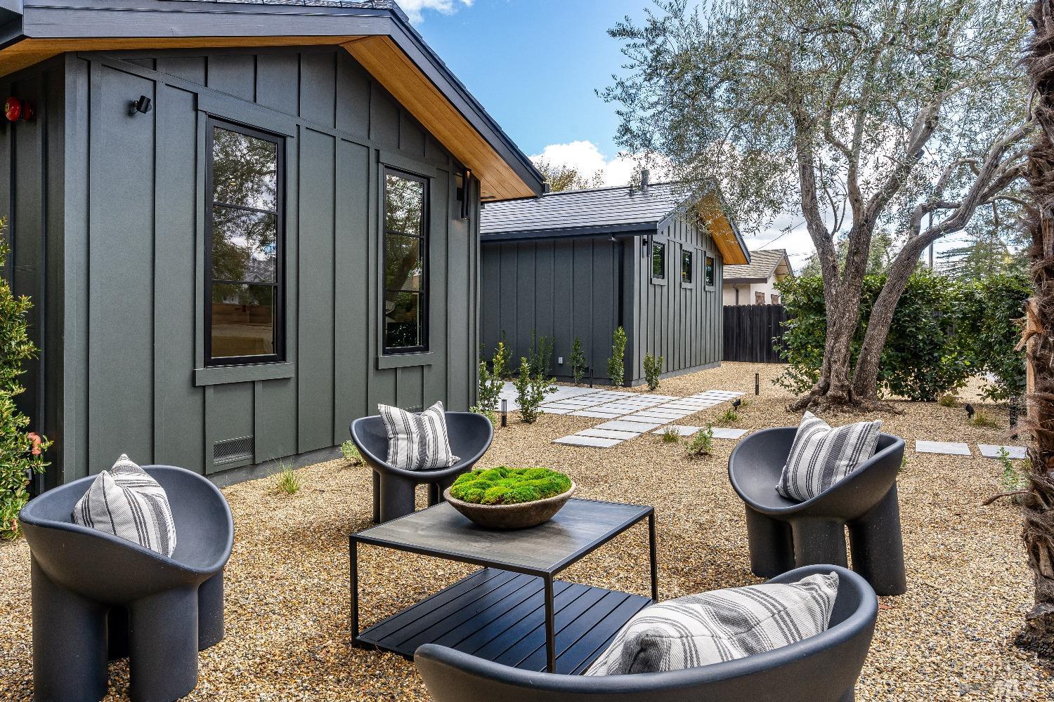 1820 Spring Mountain Road