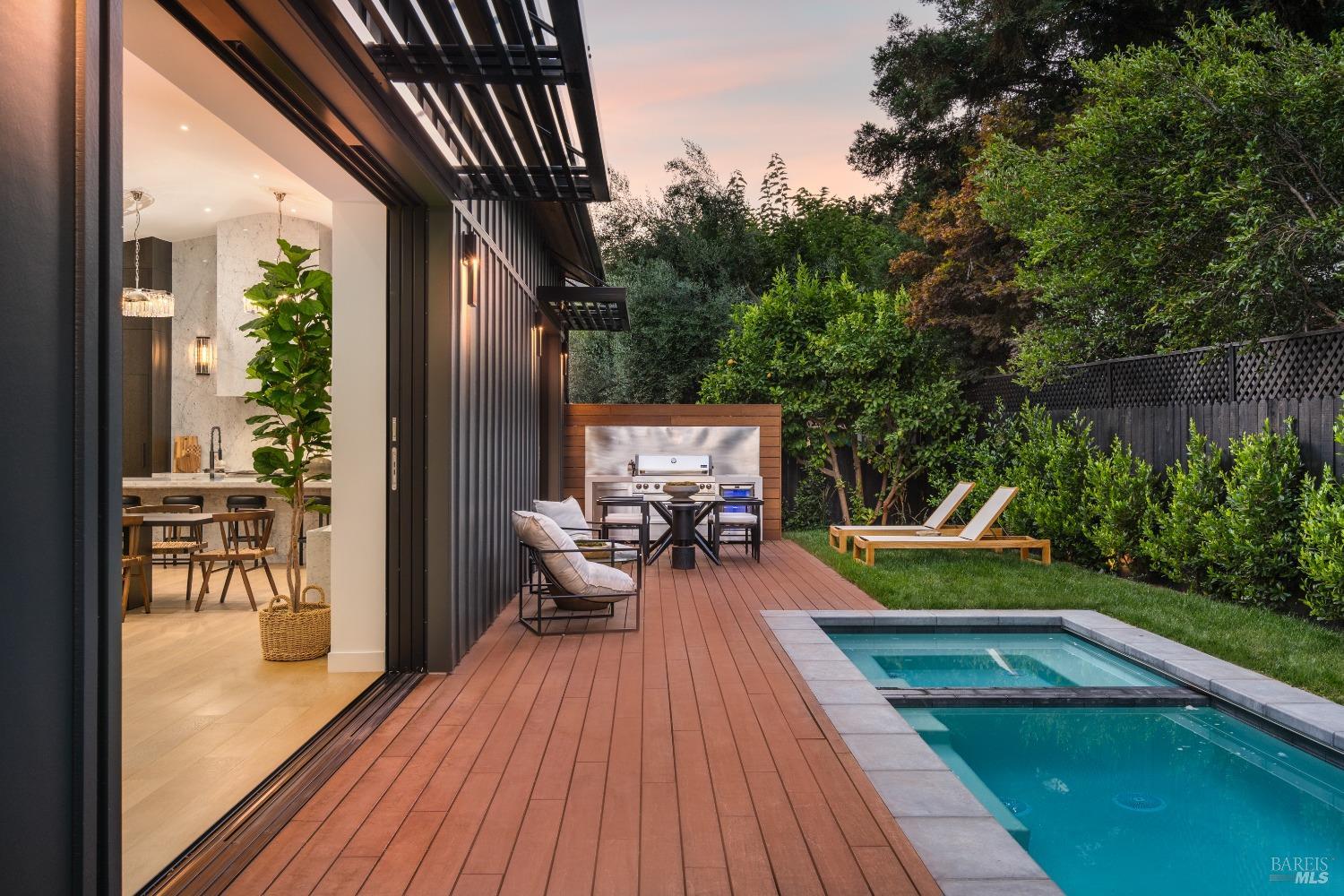 1820 Spring Mountain Road