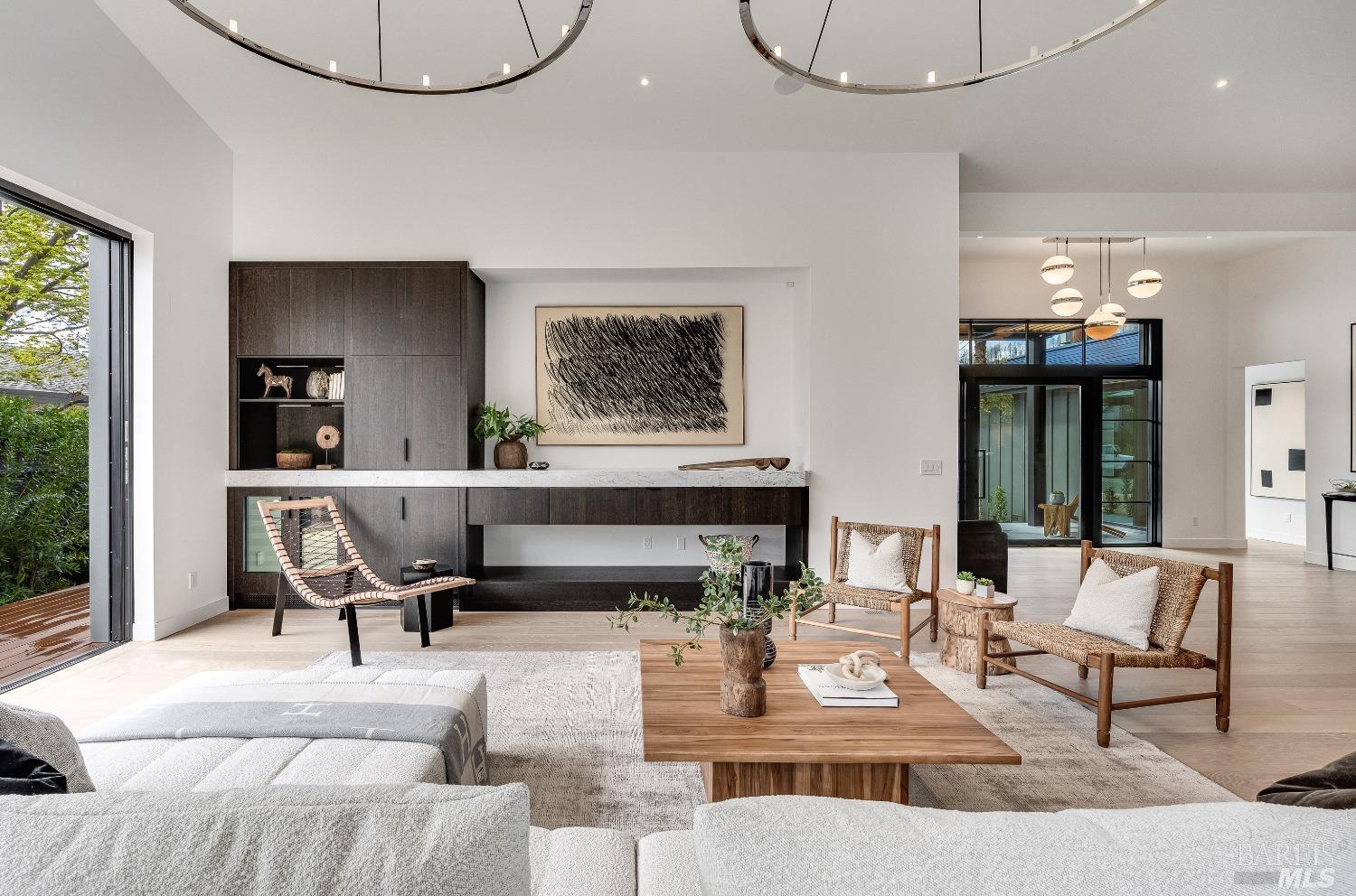 1820 Spring Mountain Road