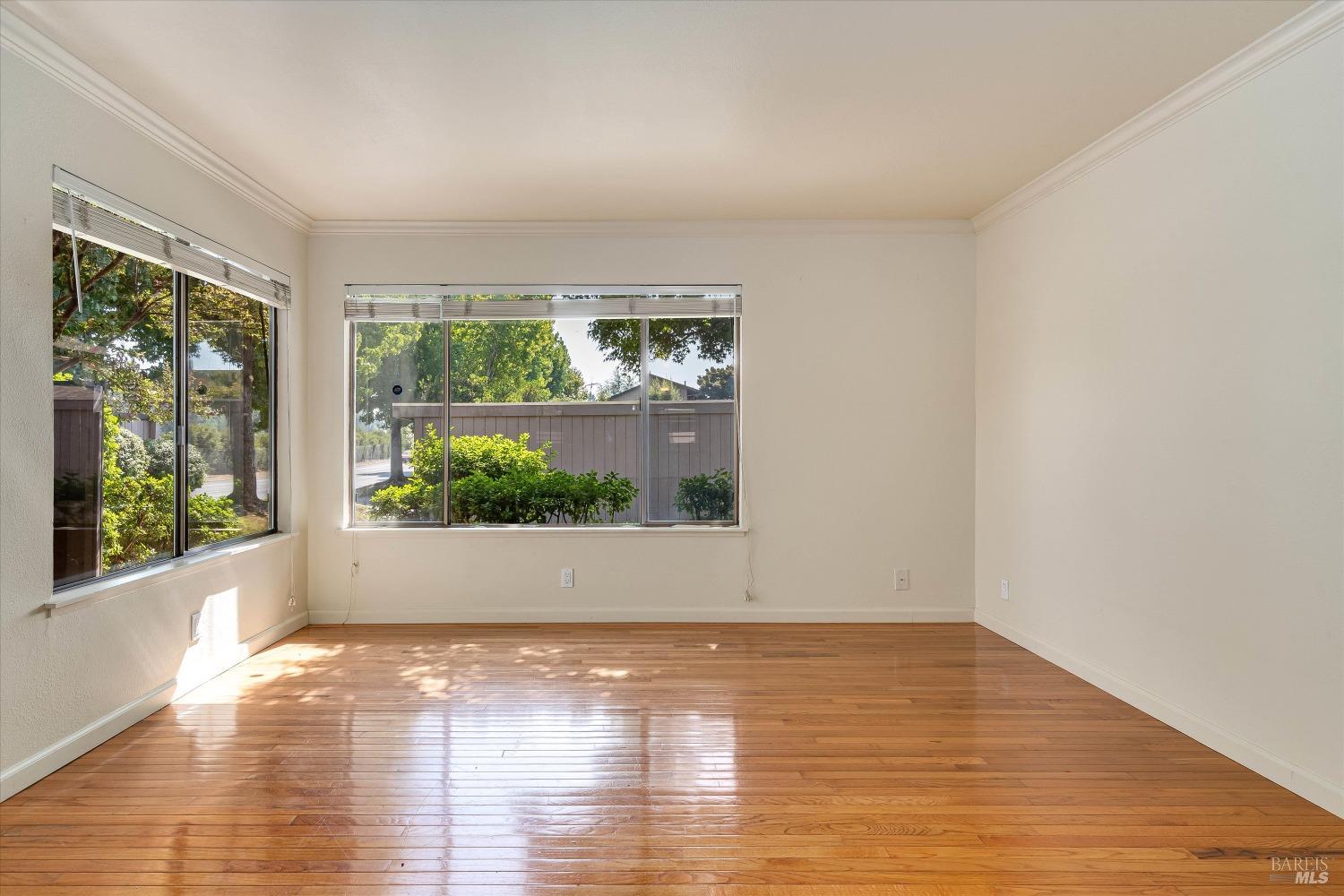 359 Freeway Drive