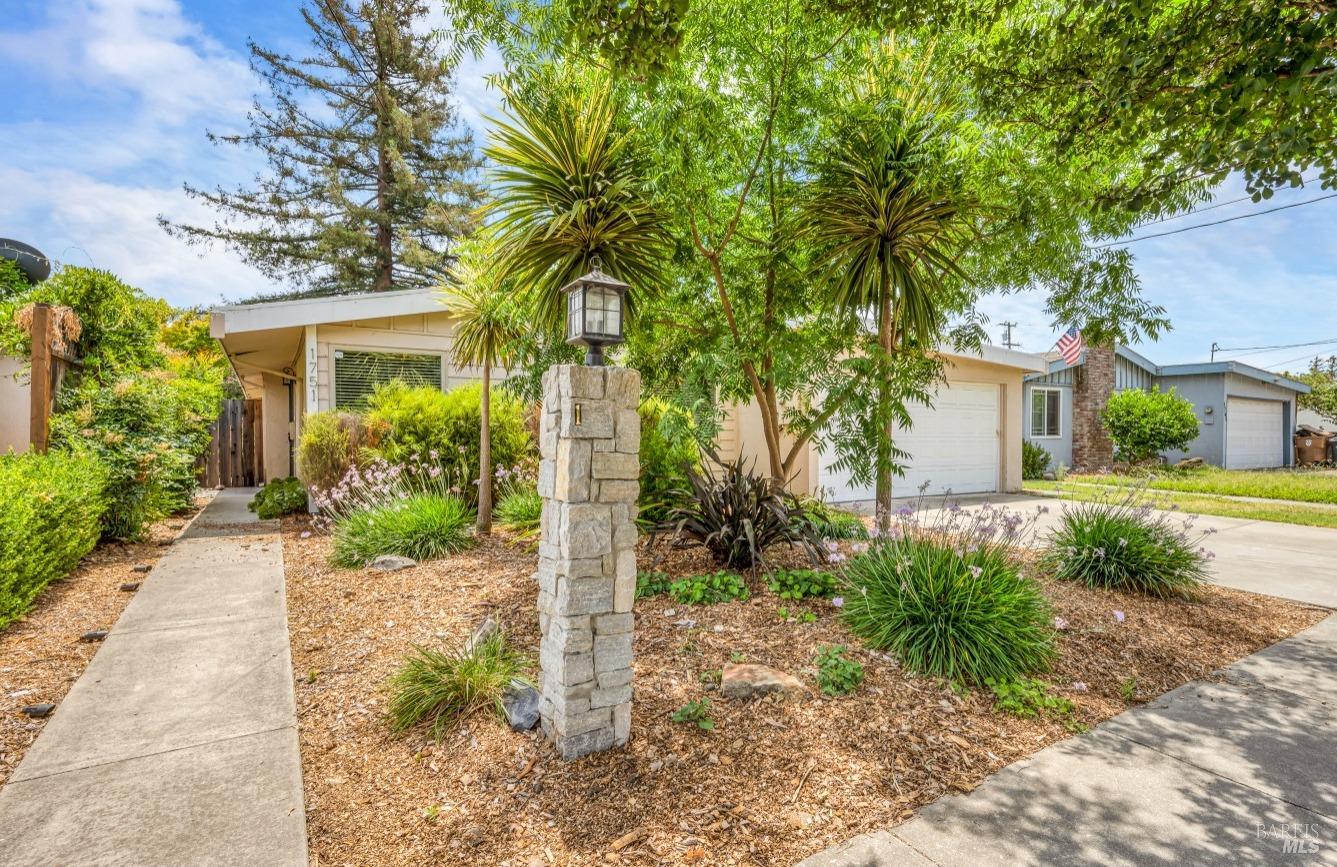 1751 Pueblo Avenue