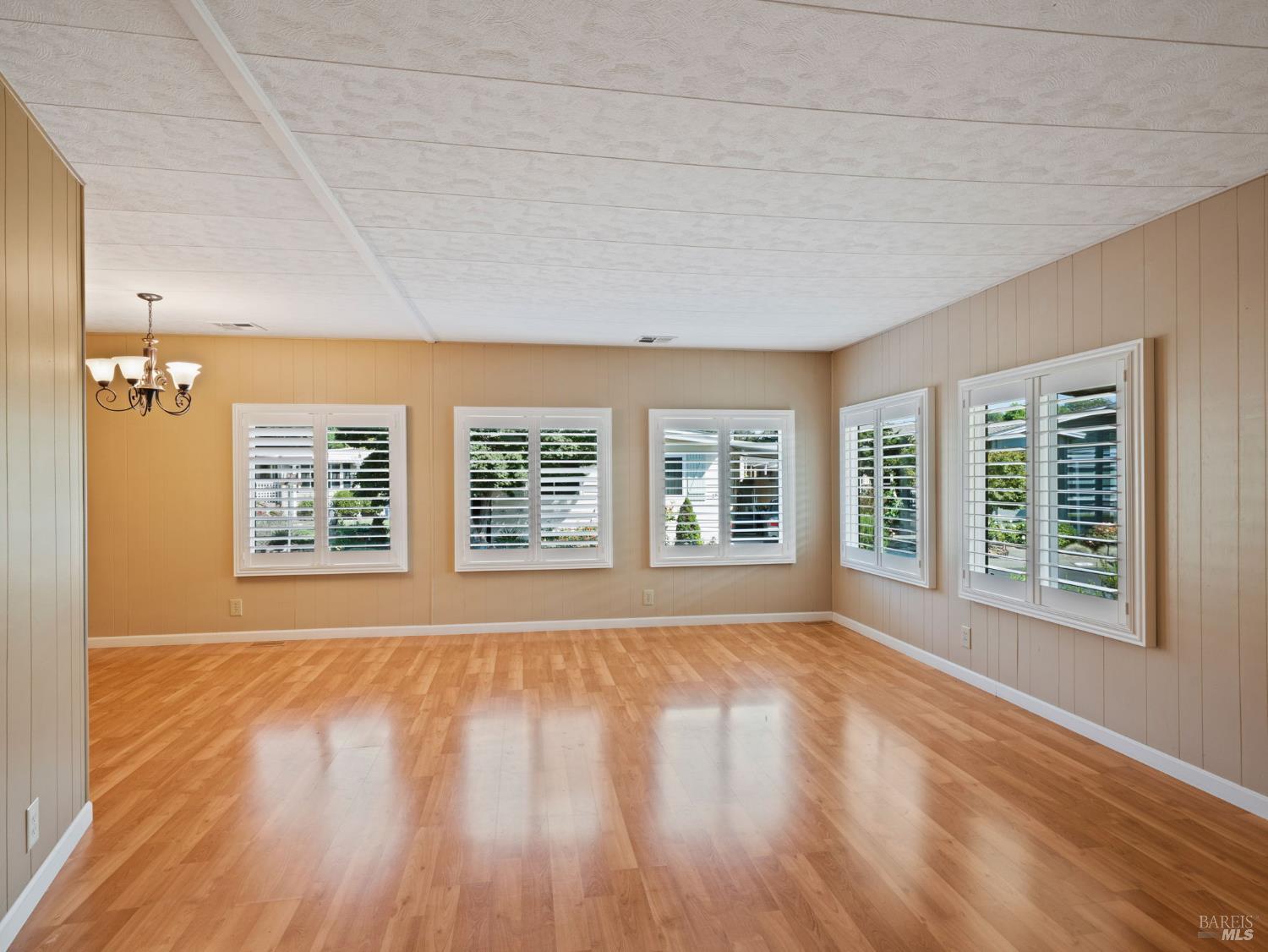6468 Washington Street Unit: #3