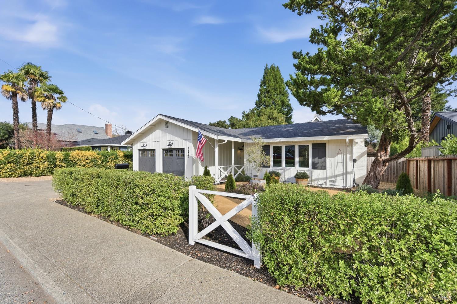 1830 Spring Mountain Road