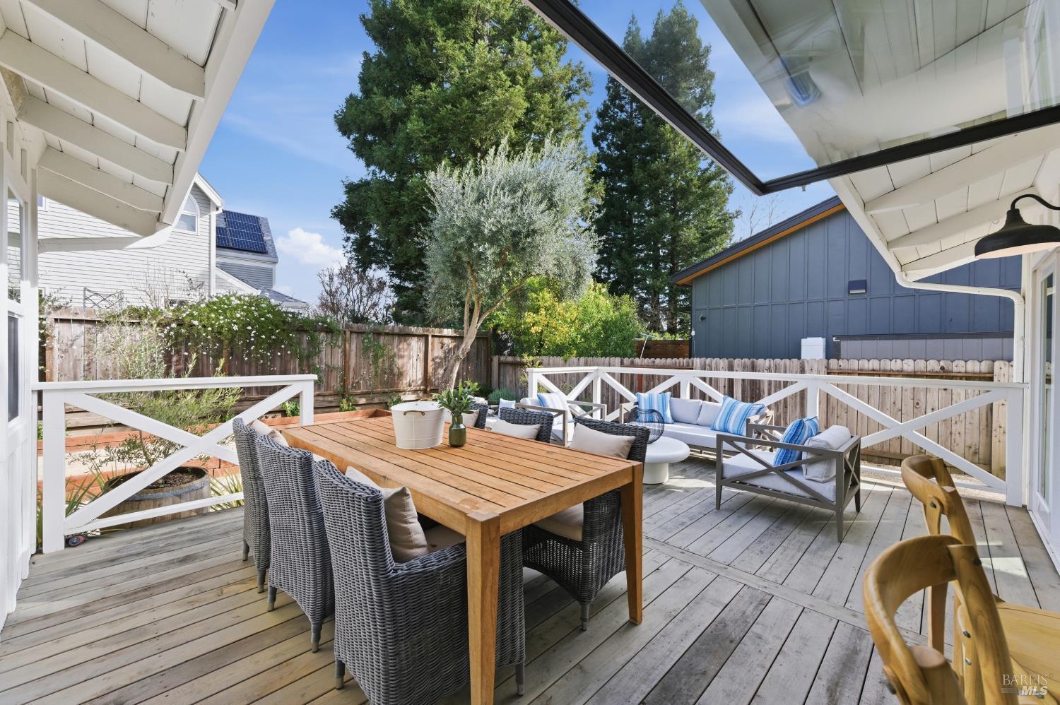 1830 Spring Mountain Road