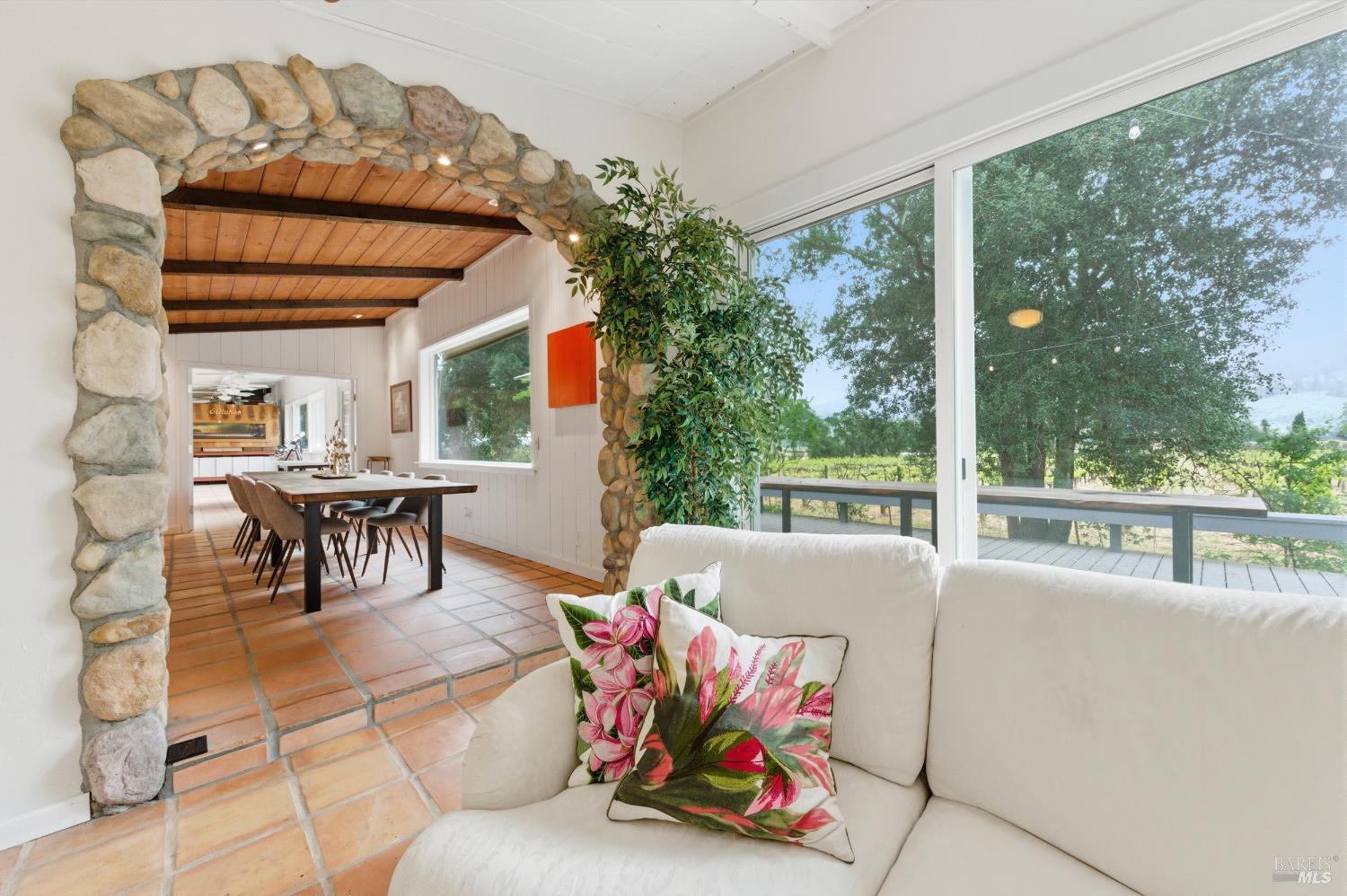 4405 Silverado Trail