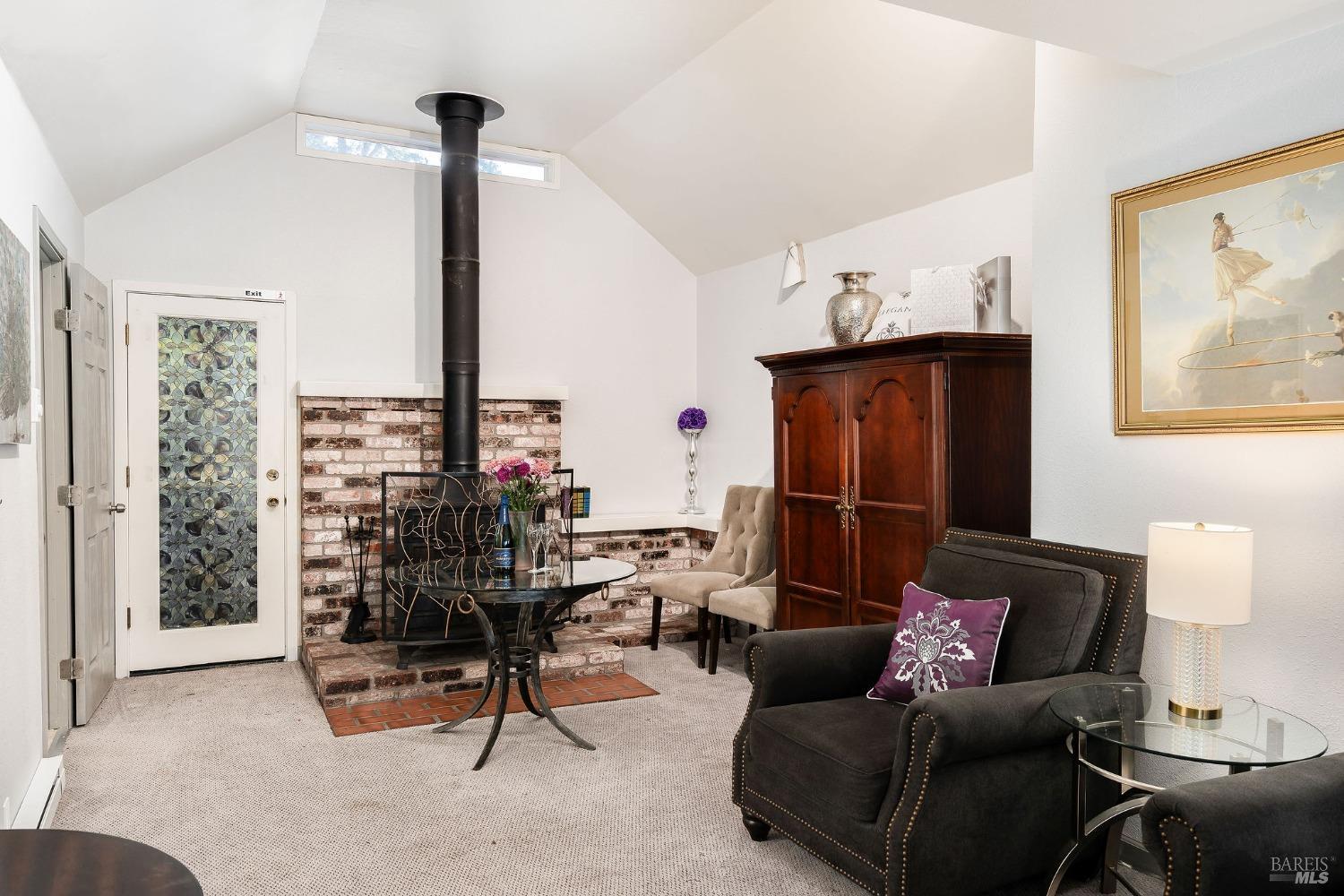 3037 Foothill Boulevard