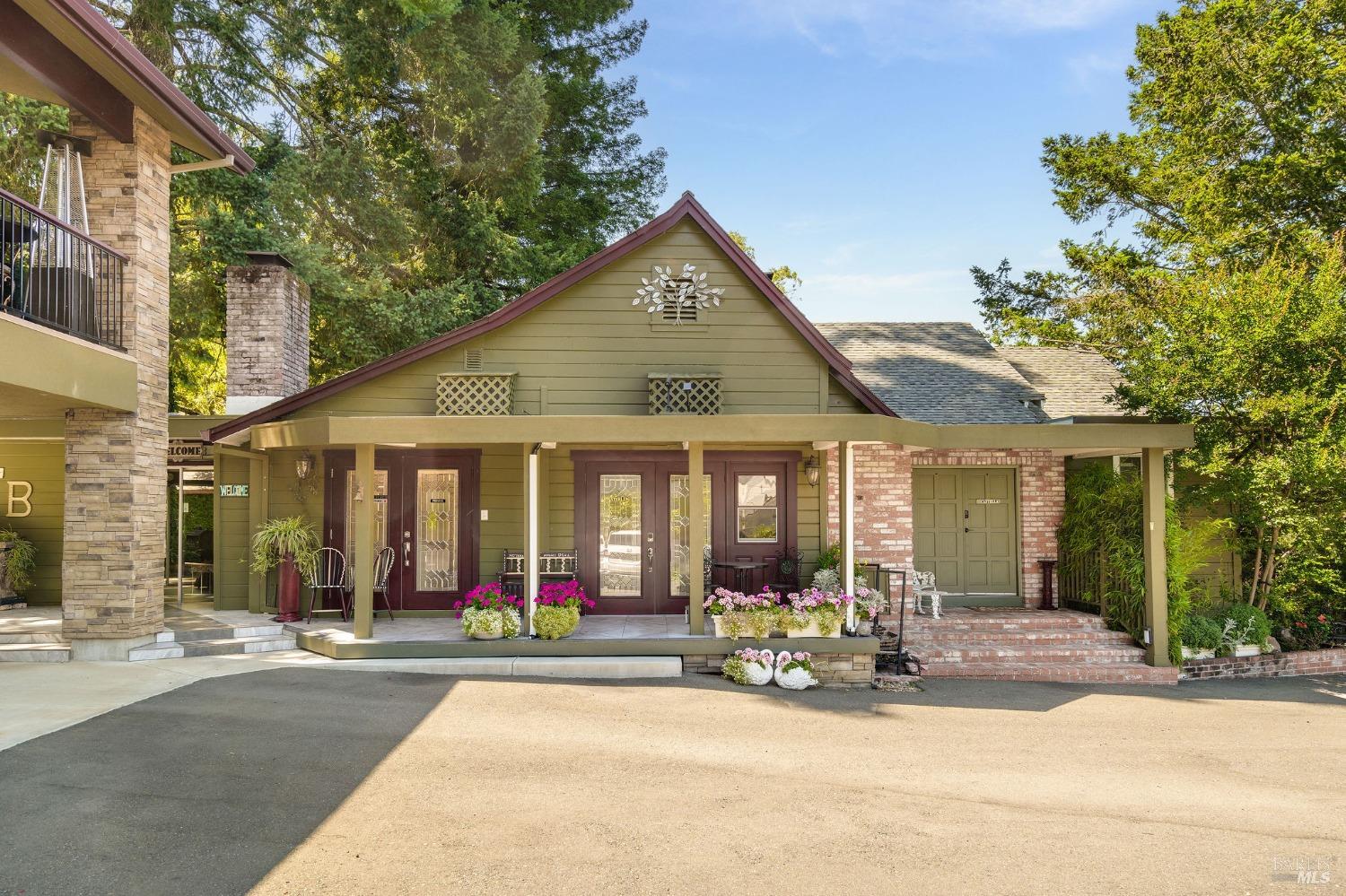 3037 Foothill Boulevard