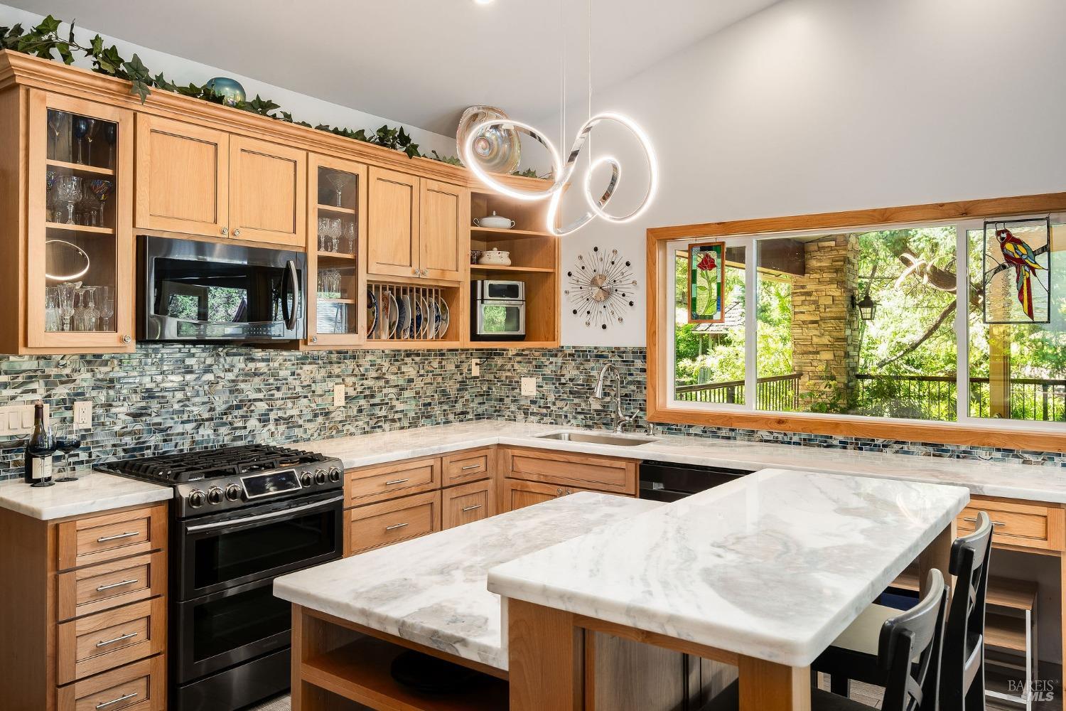 3037 Foothill Boulevard